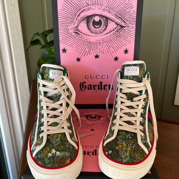 Gucci garden sneakers shop